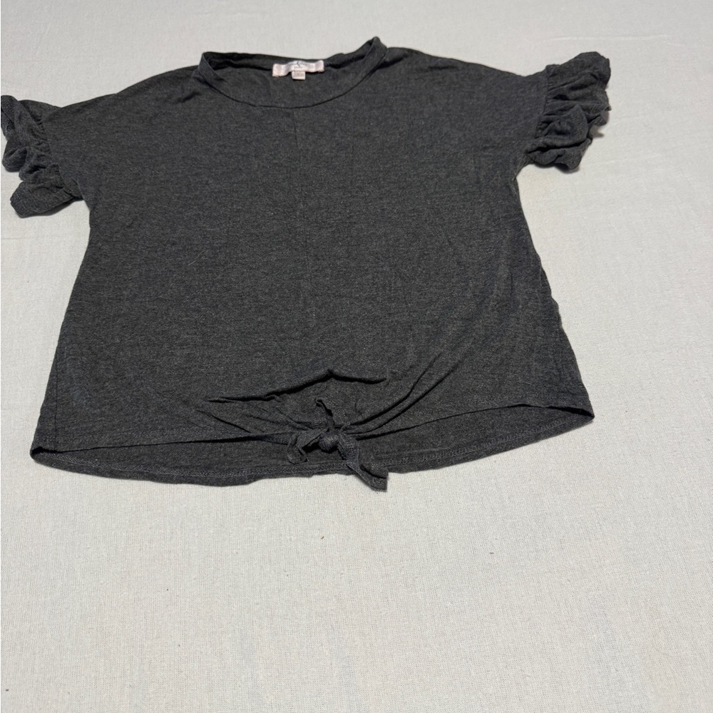 Moa Moa Size Large Charcoal Gray‎ Girl's Ruffle Sleeve Top